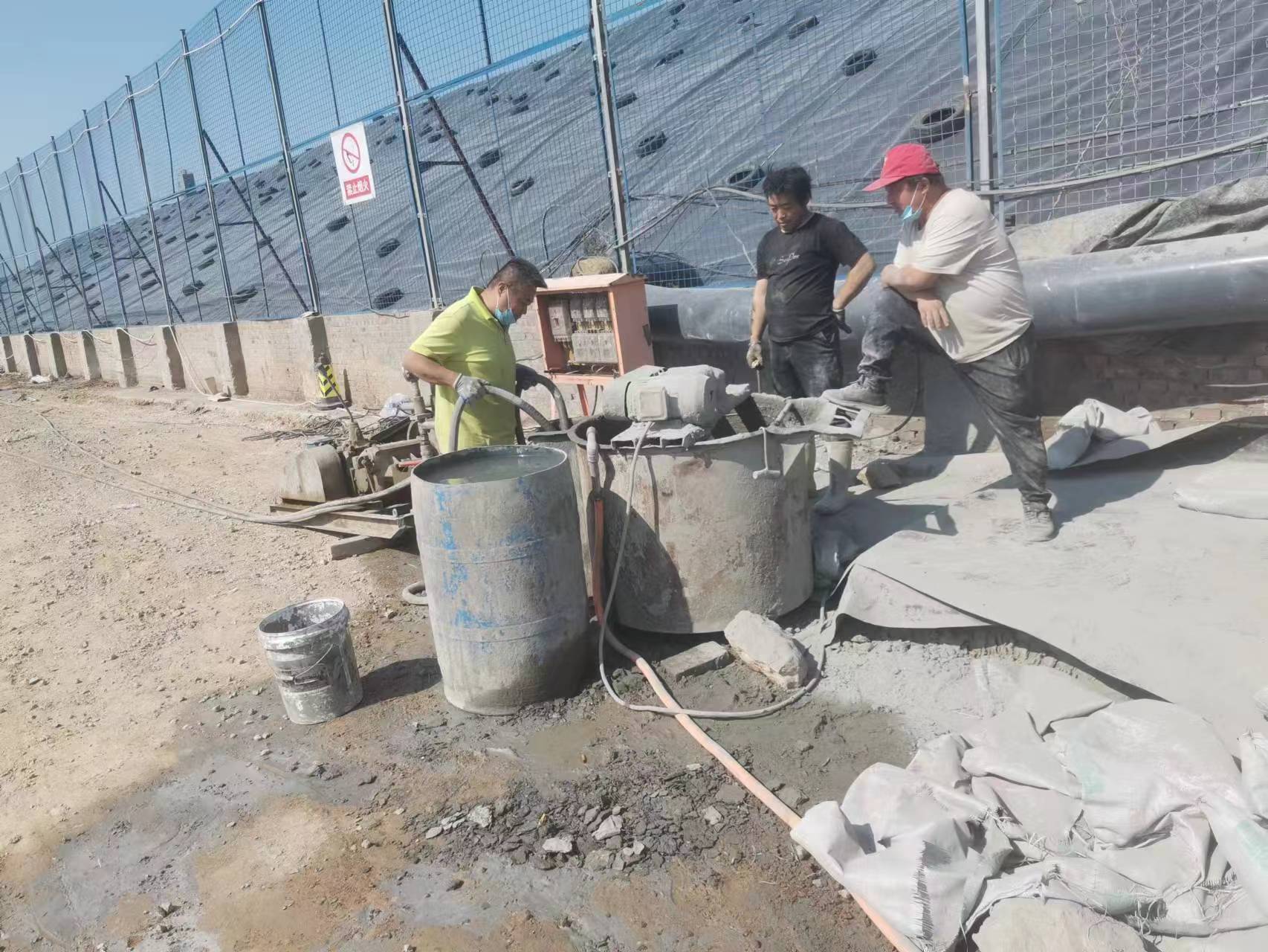 碾子山袖阀管注浆